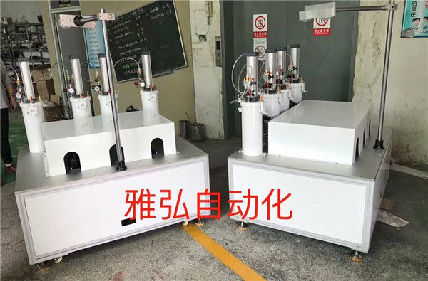 点胶机,东莞服装商标点胶机厂家直销