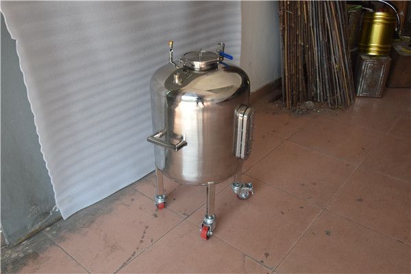 液位显示压力桶